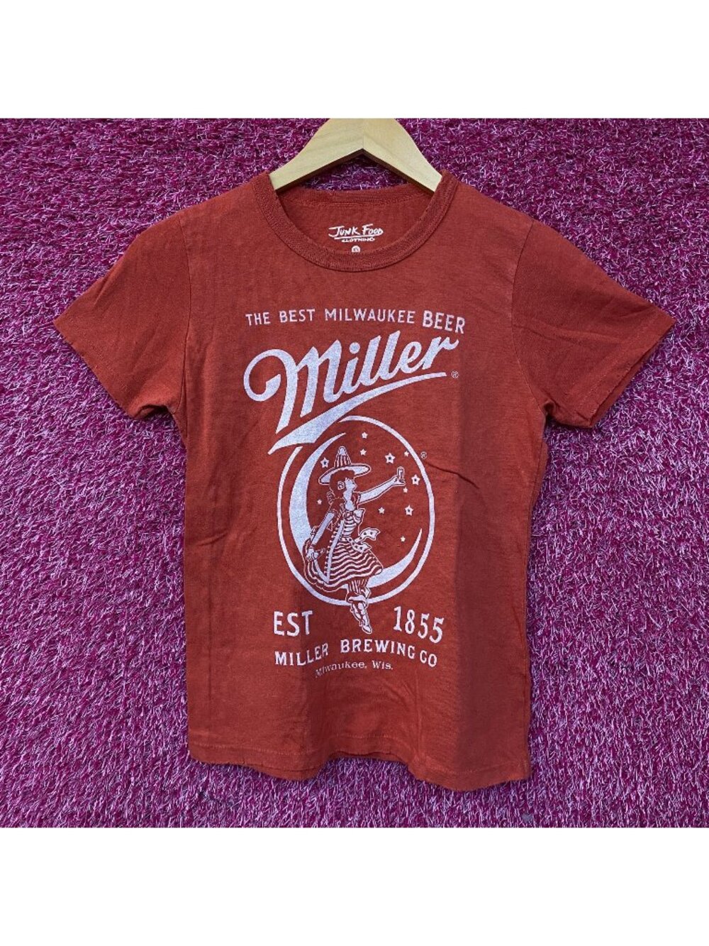 Junk Food Clothing Women's Miller The Best Milwaukee Beer Original Tee XS